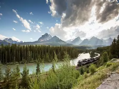 canada train journeys