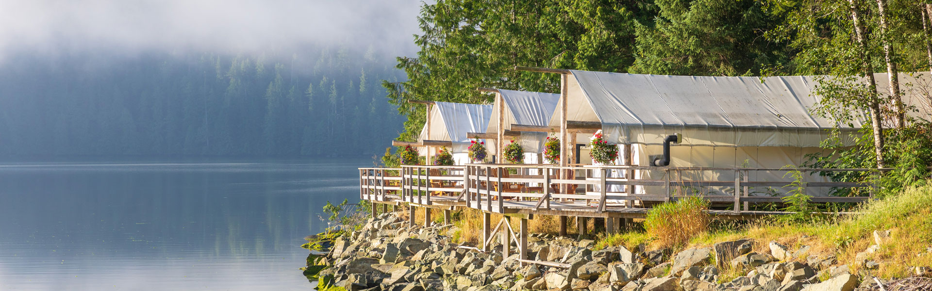 West Coast Canada Rail Trips with Luxury Lodges & Hotels