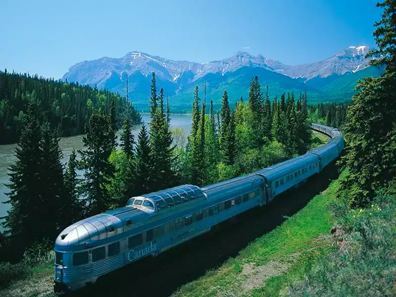 Canadian Rockies & the White Pass and Yukon Railroad | VIA Rail