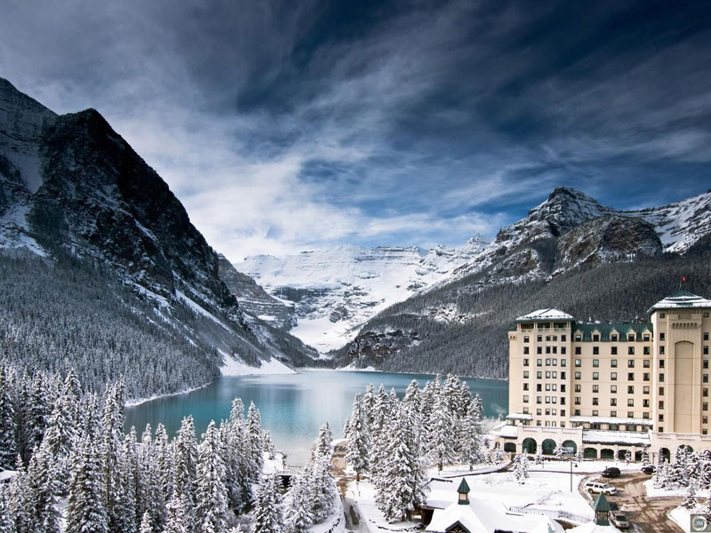 Stay at the Fairmont Chateau Lake Louise | Canadian Rockies Train Vacations