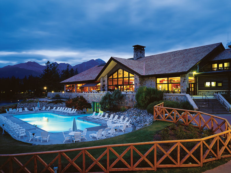 Stay at the Fairmont Jasper Park Lodge | Canadian Rockies Train Vacations