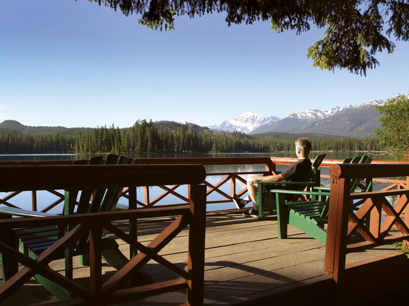 Stay at the Fairmont Jasper Park Lodge | Canadian Rockies Train Vacations