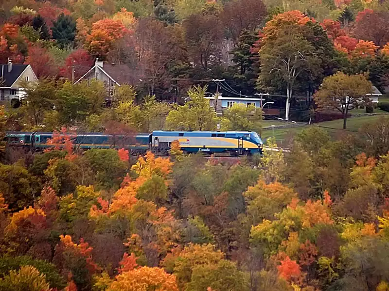 Grand Canadian Train Journey | VIA Rail